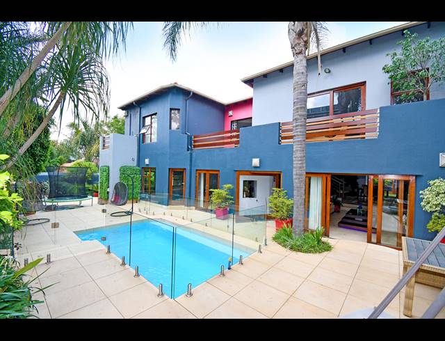4 BEDROOM HOUSE FOR SALE IN CRAIGHALL PARK